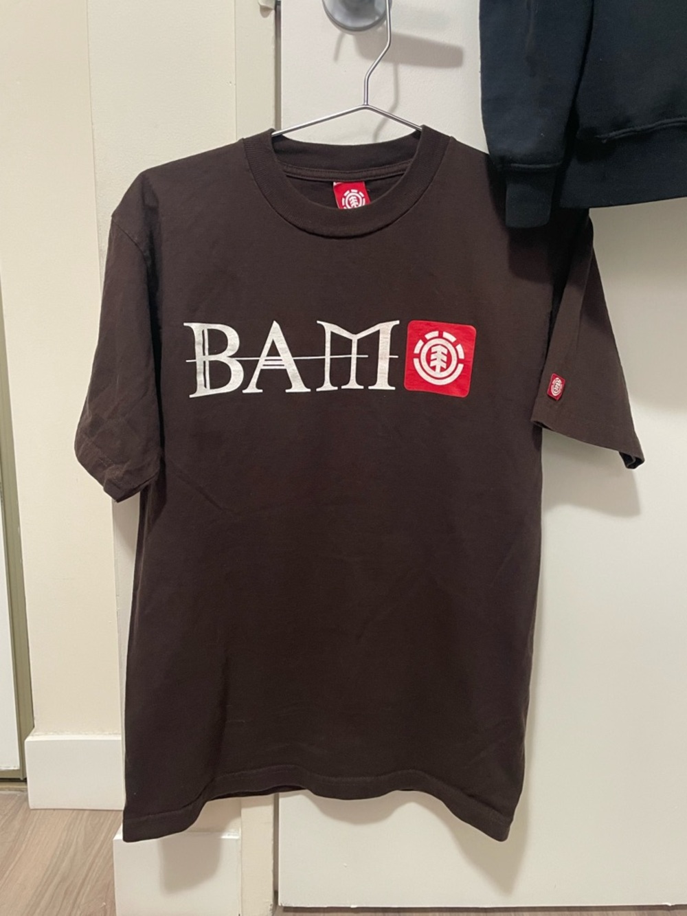 bam margera x element skateboards brown tee 2000s